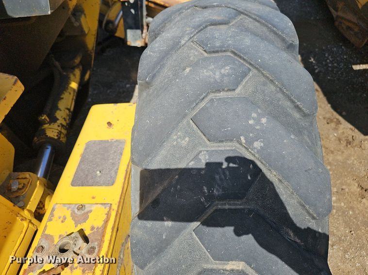 image for item DP0845 1998 Komatsu GD650A-2CY motor grader