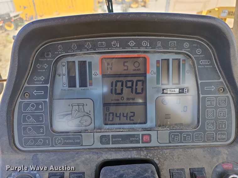 image for item DP0846 1995 Caterpillar Challenger CH45 tractor