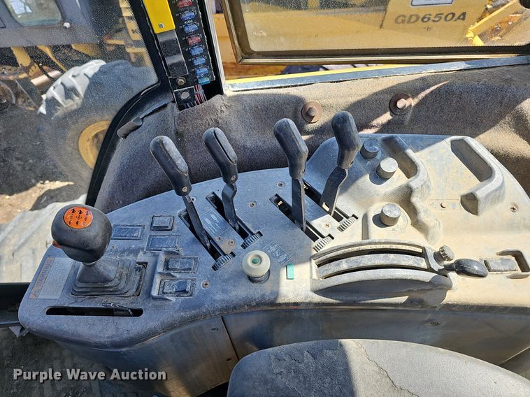 image for item DP0846 1995 Caterpillar Challenger CH45 tractor