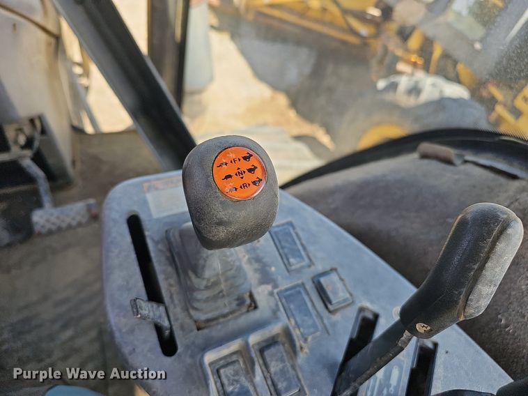 image for item DP0846 1995 Caterpillar Challenger CH45 tractor