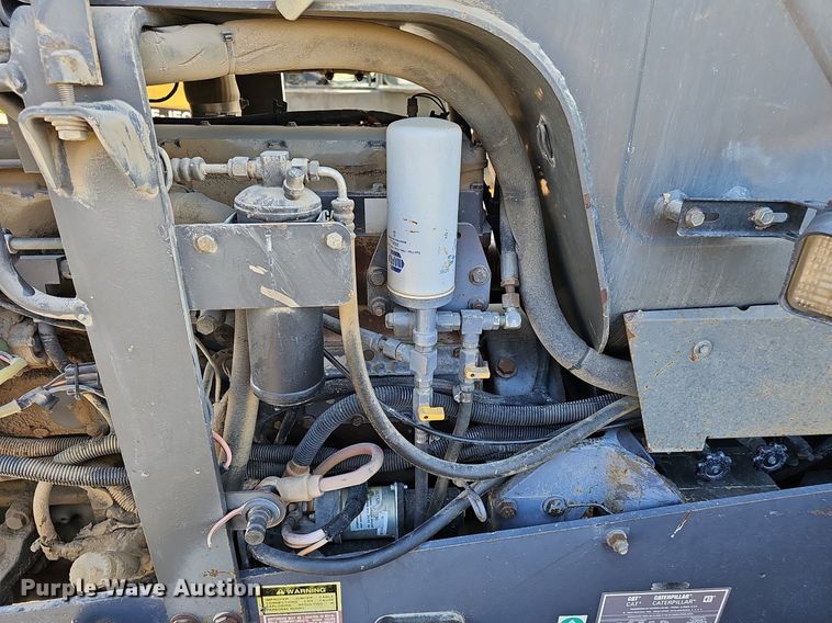 image for item DP0846 1995 Caterpillar Challenger CH45 tractor