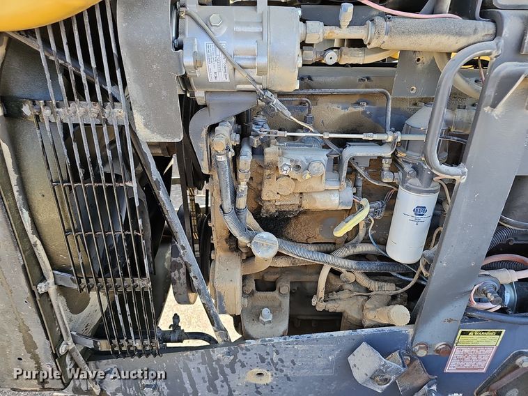 image for item DP0846 1995 Caterpillar Challenger CH45 tractor