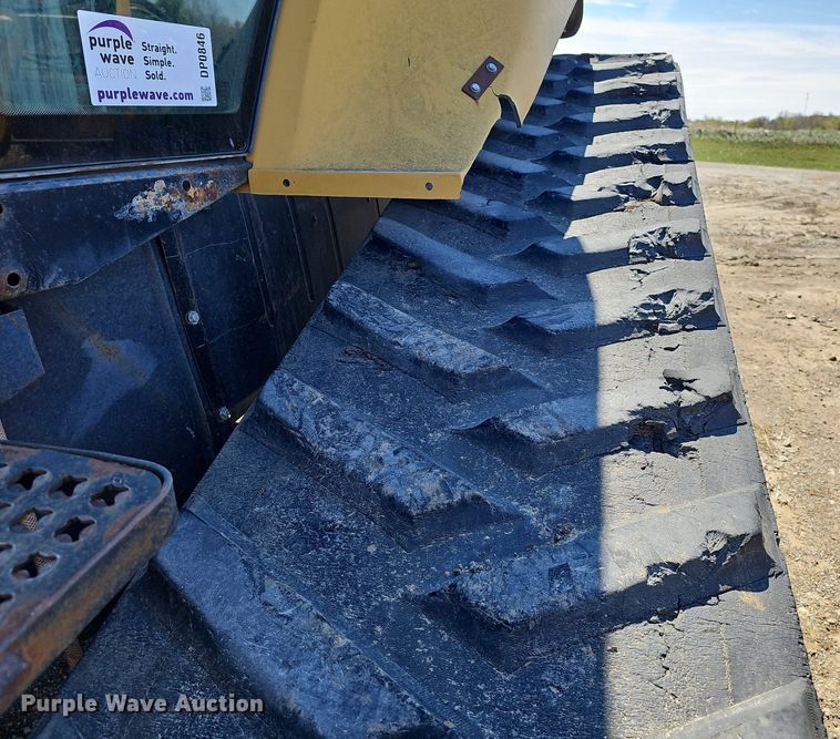 image for item DP0846 1995 Caterpillar Challenger CH45 tractor