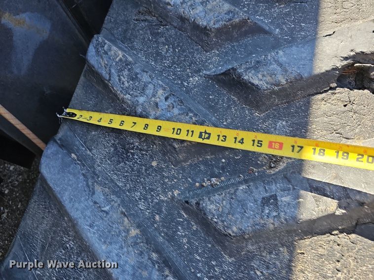 image for item DP0846 1995 Caterpillar Challenger CH45 tractor