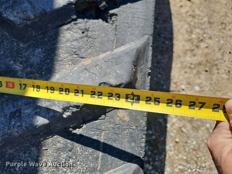 image for item DP0846 1995 Caterpillar Challenger CH45 tractor