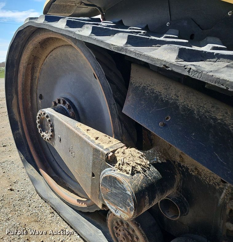 image for item DP0846 1995 Caterpillar Challenger CH45 tractor