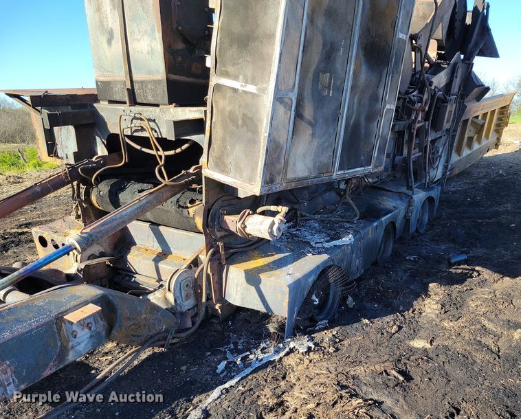 image for item DP1320 Vermeer HG525 horizontal grinder