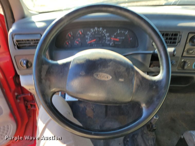 image for item DP1321 2000 Ford F650 Super Duty dump truck