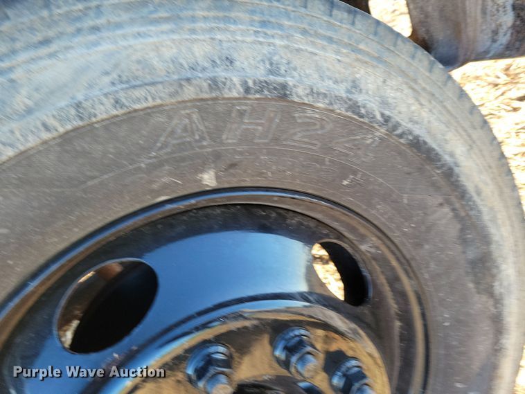 image for item DP1321 2000 Ford F650 Super Duty dump truck