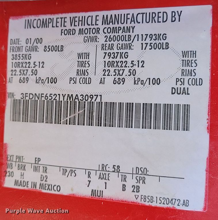 image for item DP1321 2000 Ford F650 Super Duty dump truck