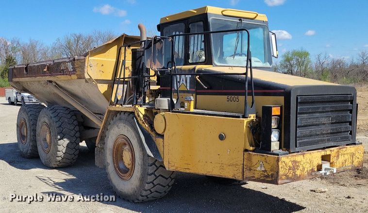 image for item DP1322 1997 Caterpillar D250E haul truck