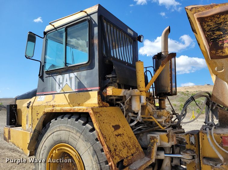 image for item DP1322 1997 Caterpillar D250E haul truck