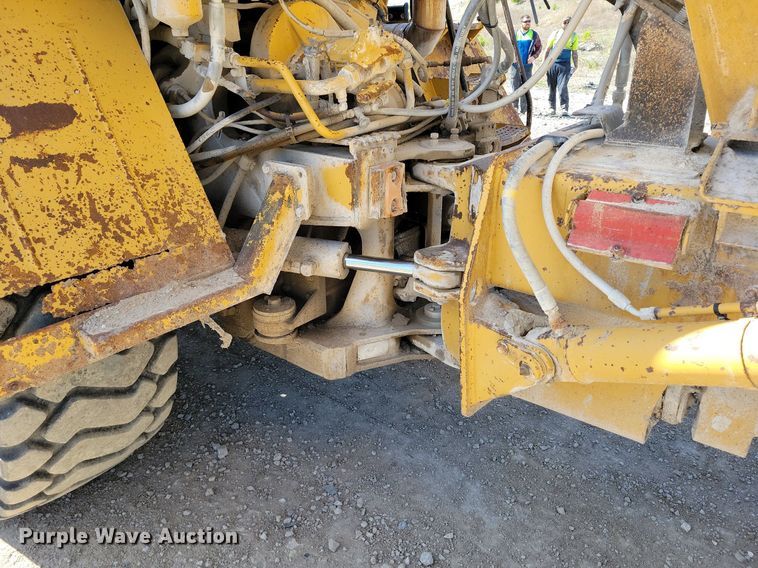 image for item DP1322 1997 Caterpillar D250E haul truck