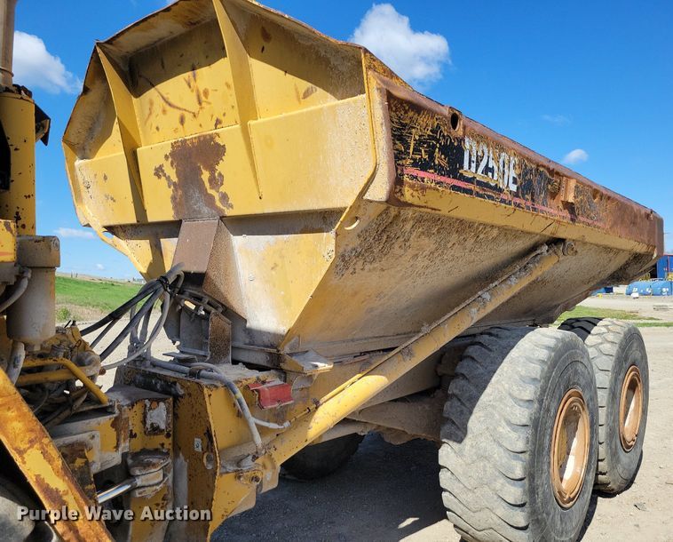 image for item DP1322 1997 Caterpillar D250E haul truck