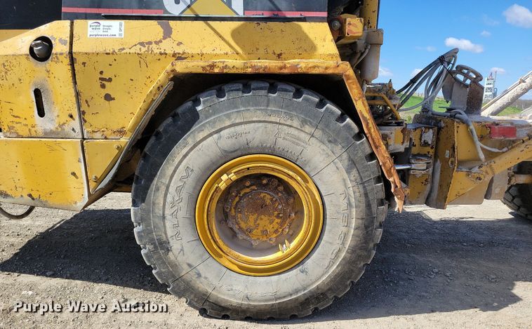 image for item DP1322 1997 Caterpillar D250E haul truck
