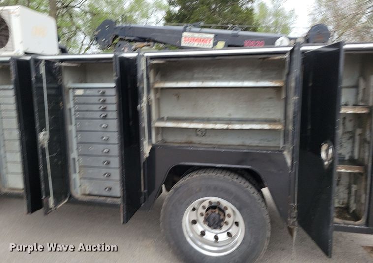 image for item DP1325 2007 Kenworth T300 utility / service truck