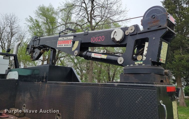 image for item DP1325 2007 Kenworth T300 utility / service truck