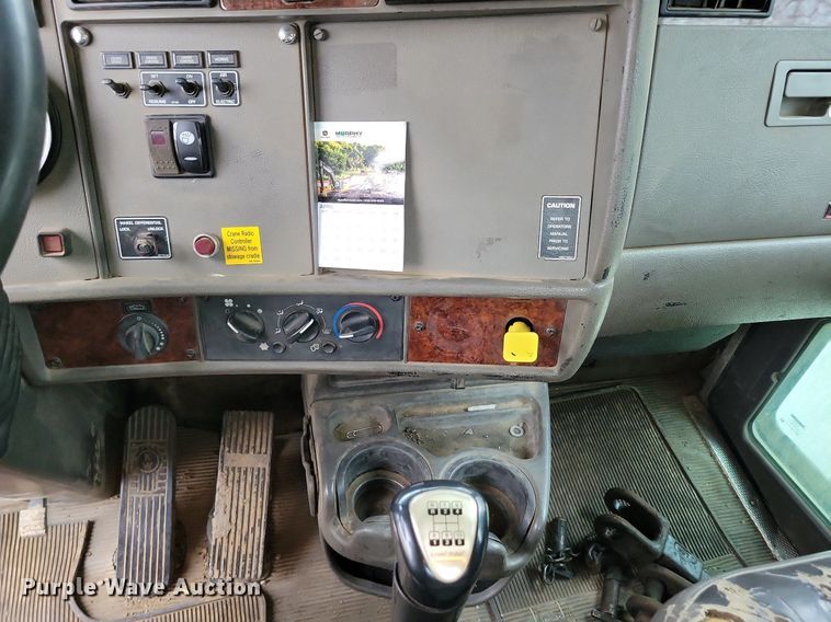 image for item DP1325 2007 Kenworth T300 utility / service truck