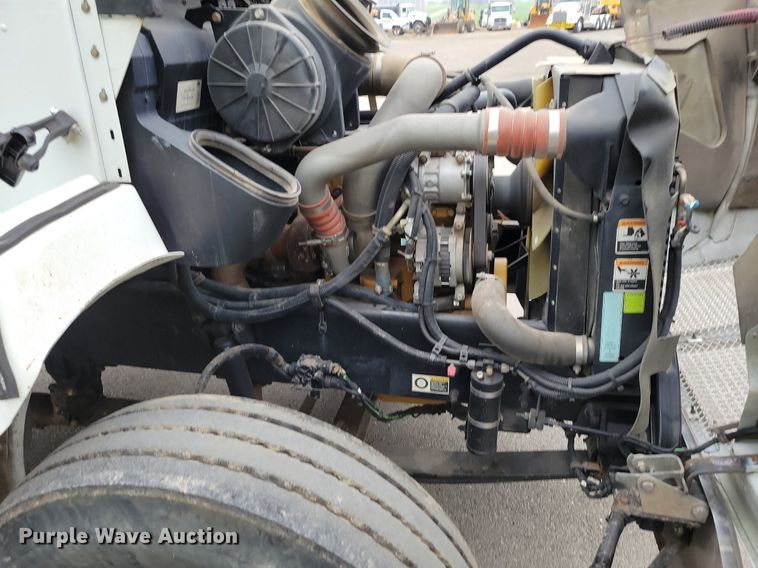 image for item DP1325 2007 Kenworth T300 utility / service truck