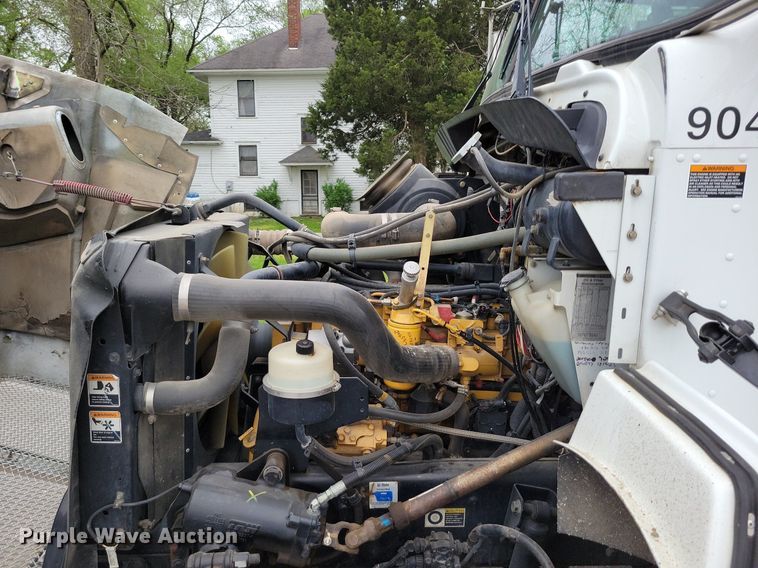 image for item DP1325 2007 Kenworth T300 utility / service truck