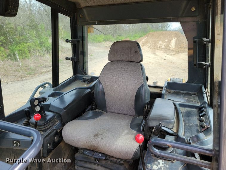 image for item DP1328 2013 John Deere 750K LGP dozer