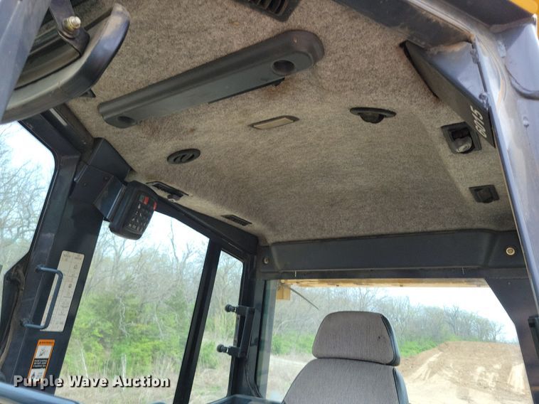 image for item DP1328 2013 John Deere 750K LGP dozer