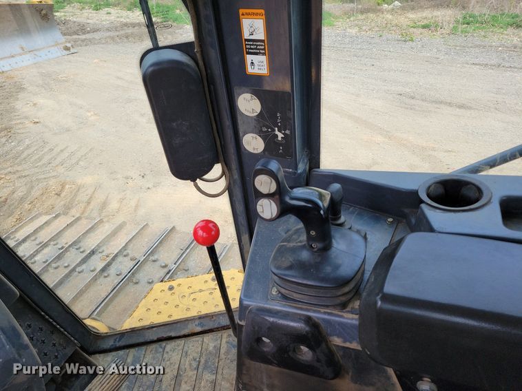 image for item DP1328 2013 John Deere 750K LGP dozer