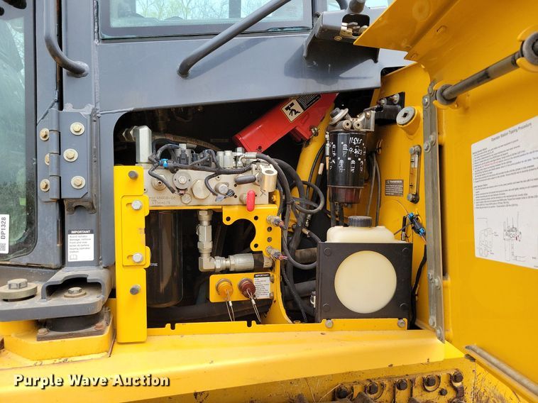 image for item DP1328 2013 John Deere 750K LGP dozer