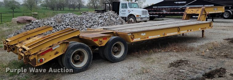 image for item DP1329 1998 Holden HLB25 equipment trailer