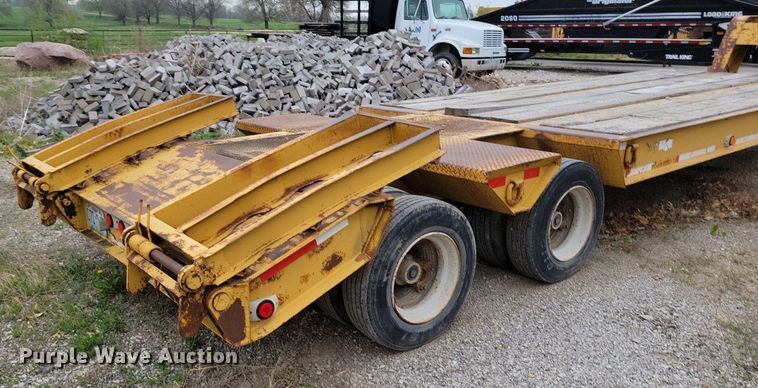 image for item DP1329 1998 Holden HLB25 equipment trailer