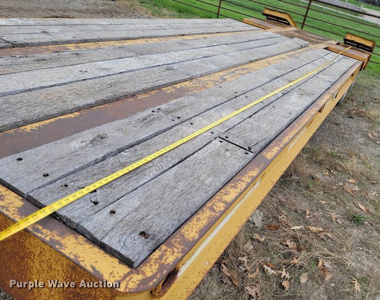 image for item DP1329 1998 Holden HLB25 equipment trailer