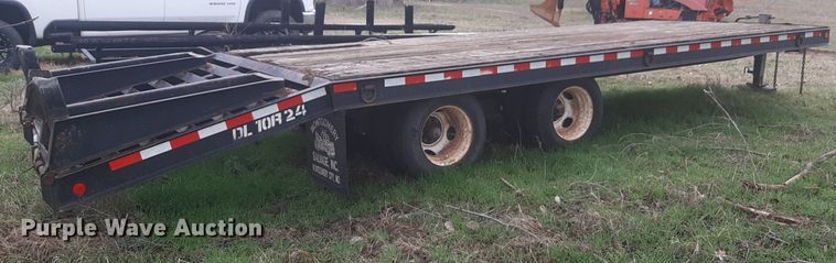 image for item DP2712 2001 Dakota MFG Trail-Eze DL10R24 equipment trailer