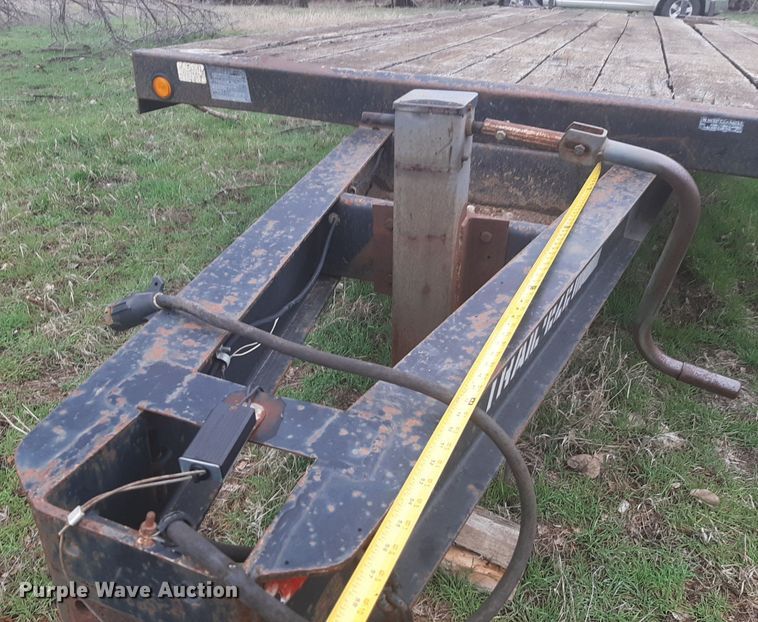 image for item DP2712 2001 Dakota MFG Trail-Eze DL10R24 equipment trailer