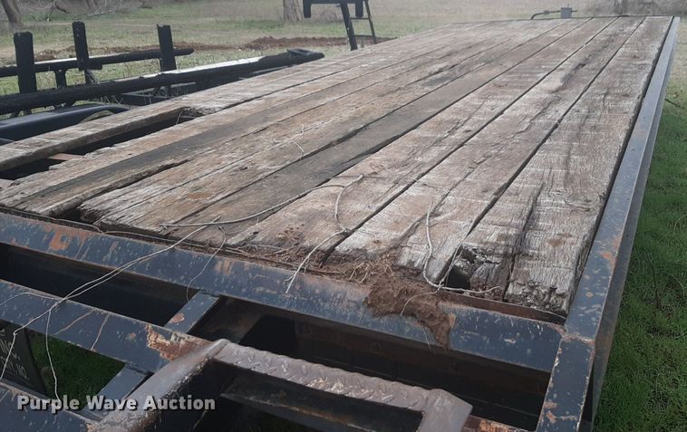 image for item DP2712 2001 Dakota MFG Trail-Eze DL10R24 equipment trailer