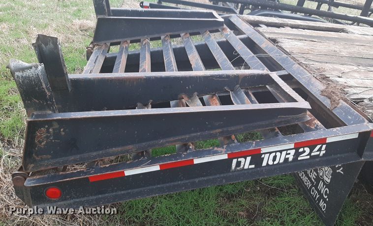 image for item DP2712 2001 Dakota MFG Trail-Eze DL10R24 equipment trailer