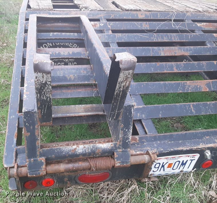 image for item DP2712 2001 Dakota MFG Trail-Eze DL10R24 equipment trailer