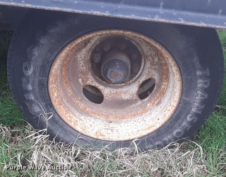 image for item DP2712 2001 Dakota MFG Trail-Eze DL10R24 equipment trailer