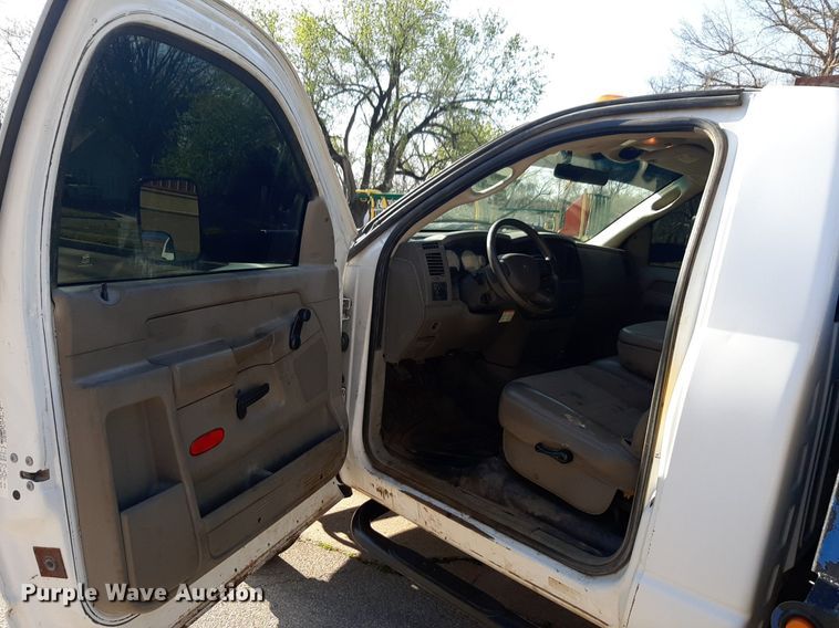 image for item DP2726 2008 Dodge Ram 5500 winch truck