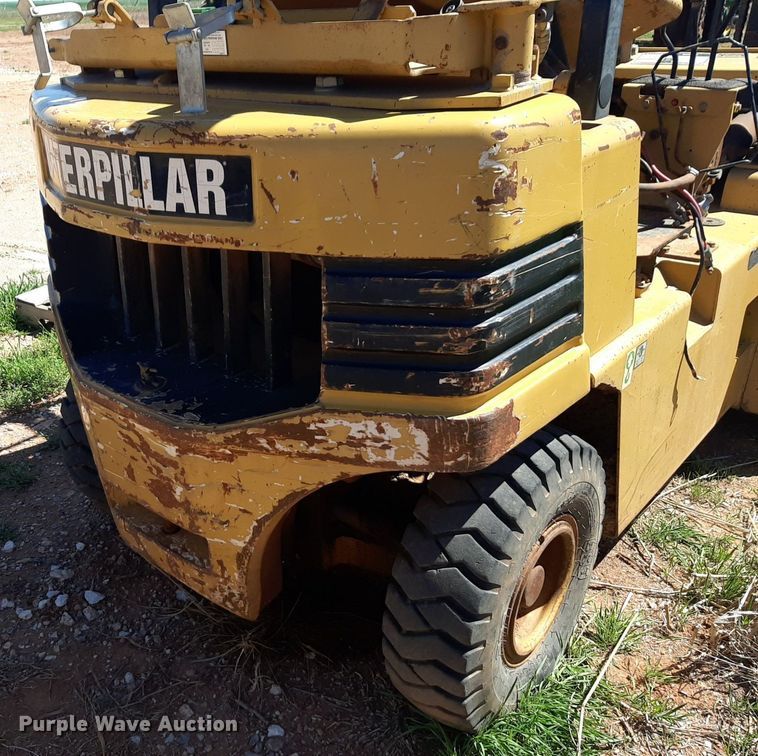 image for item DP2786 1993 Caterpillar V50E forklift