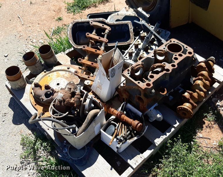 image for item DP2786 1993 Caterpillar V50E forklift