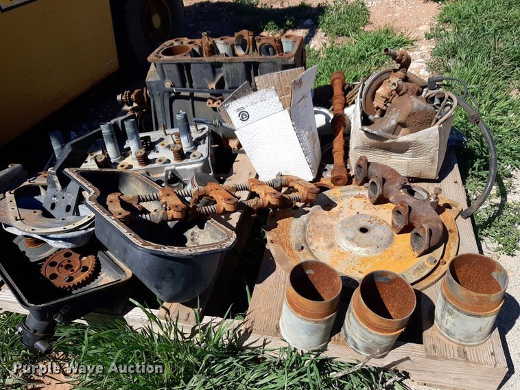 image for item DP2786 1993 Caterpillar V50E forklift