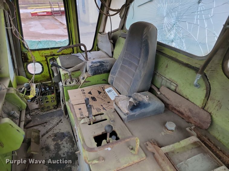 image for item DP3518 1978 Terex 82-50 dozer