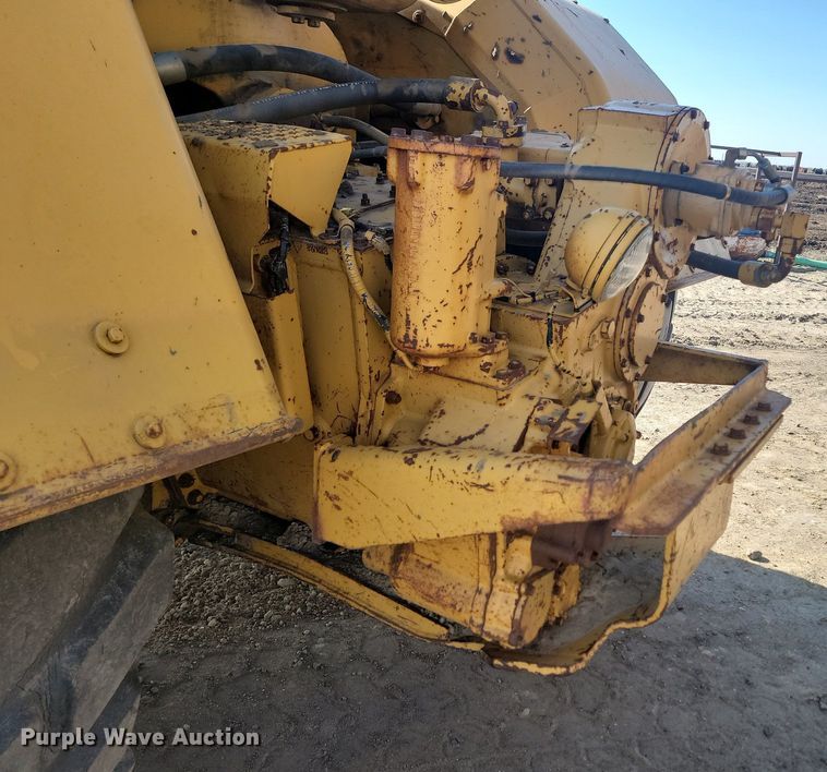 image for item DP3524 1988 Caterpillar 621E conventional scraper 