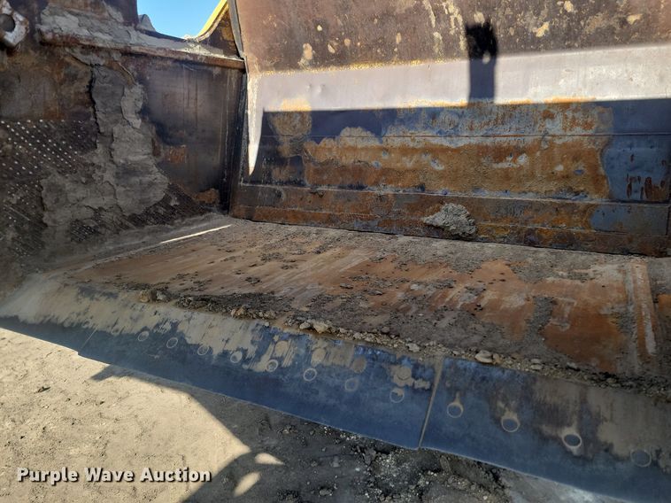 image for item DP3524 1988 Caterpillar 621E conventional scraper 