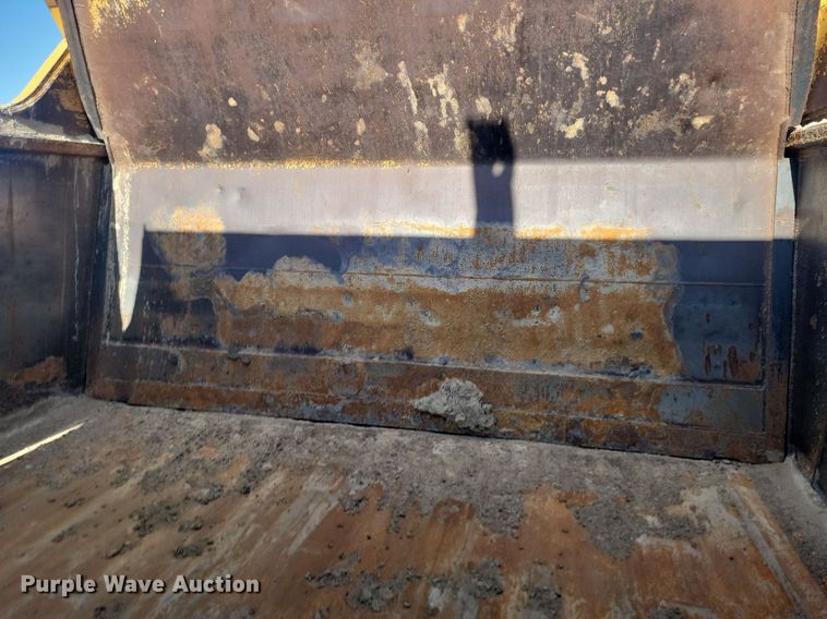 image for item DP3524 1988 Caterpillar 621E conventional scraper 