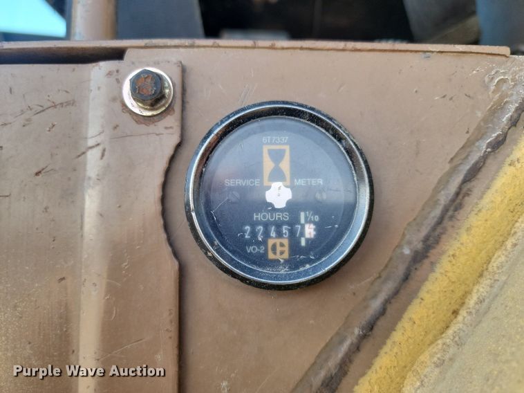 image for item DP3524 1988 Caterpillar 621E conventional scraper 