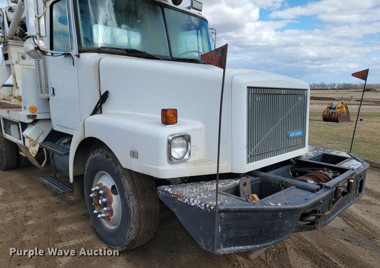 image for item DP5677 1992 White GMC  WG crane truck