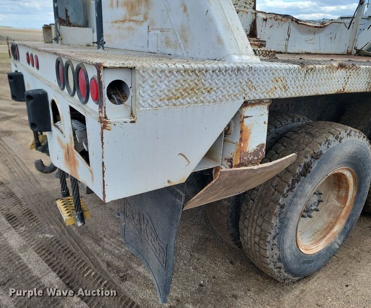 image for item DP5677 1992 White GMC  WG crane truck