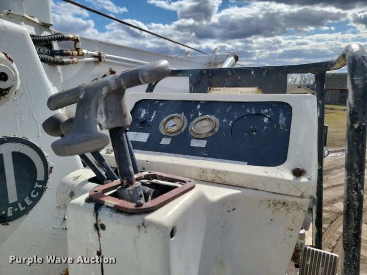 image for item DP5677 1992 White GMC  WG crane truck