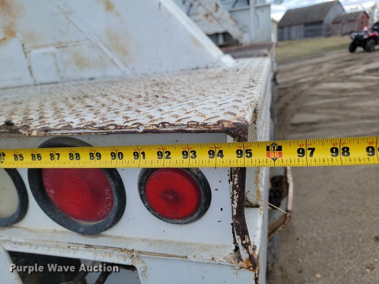 image for item DP5677 1992 White GMC  WG crane truck